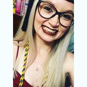 Meet your Posher, Carly